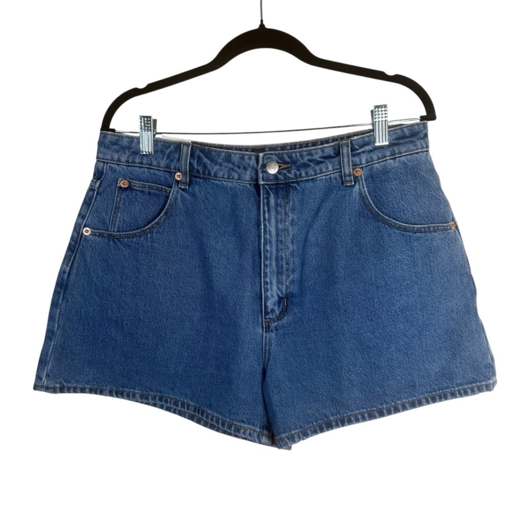Rolla’s Mirage High Rise Relaxed Fit Denim Shorts NWT Size 32